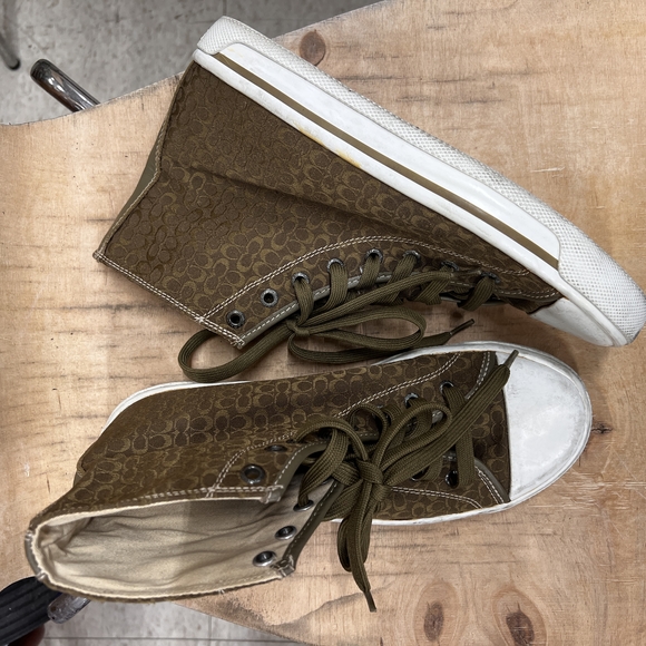 Coach Olive High-Top Sneakers:size9B - Picture 5 of 7
